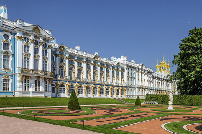 Katharinenpalast in Zarskoje Selo bei St. Petersburg, Umbau im Stil des russischen Rokoko durch Bartolomeo Rastrelli